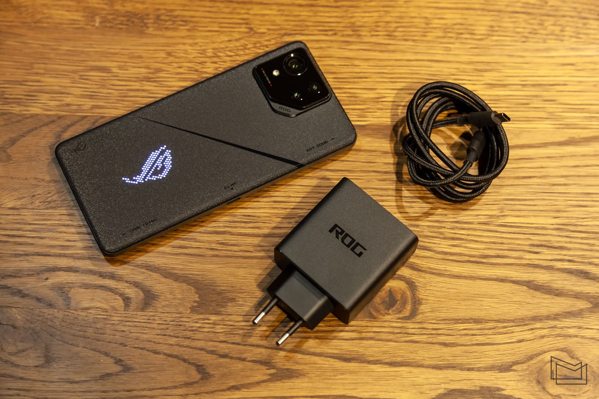 Asus ROG Phone 8 Pro